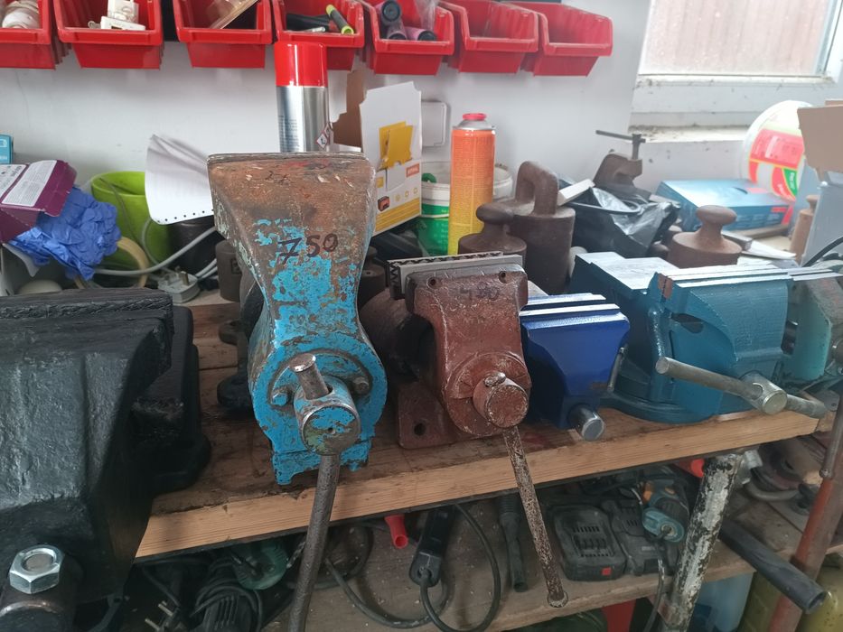 Imadła ślusarskie , maszynowe uchylne  obrotowe ślusarskie kowadło róż