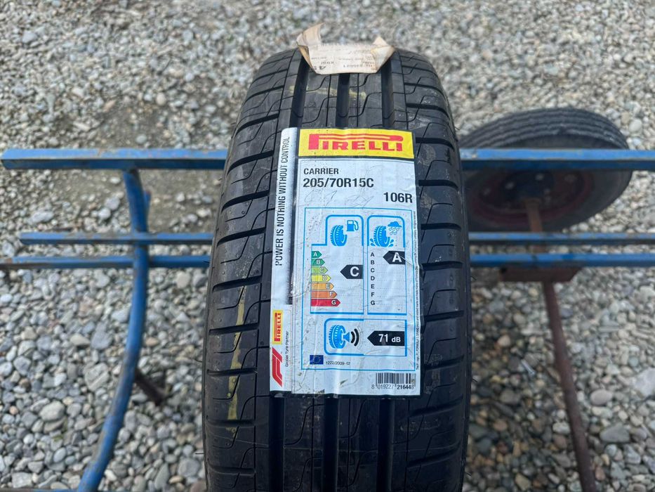 Opona 205/70R15C Pirelli 1szt
