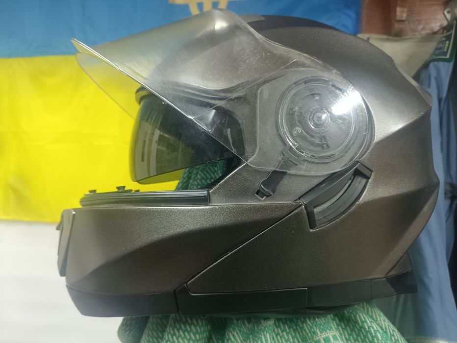 Продам шолом трансформер