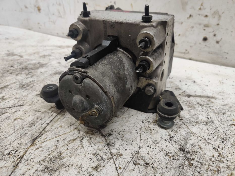 Audi A4 B5 1.6 1.8 1.9 TDI Pompa Sterownik ABS