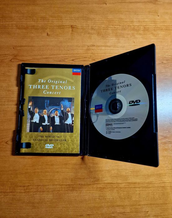 The Original THREE TENORS CONCERT +Libreto (Pavarotti/Carreras/Domingo