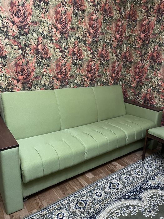 Диван, розкдадний, 4 крісла