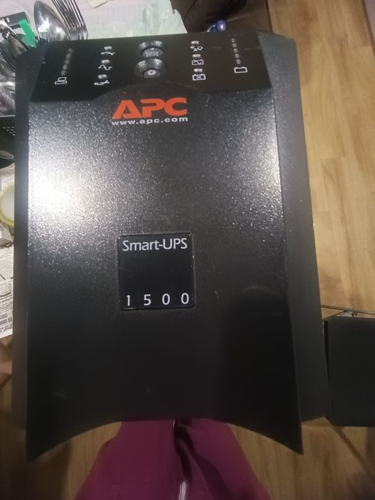 ДБЖ. Безперебійник APC 1500