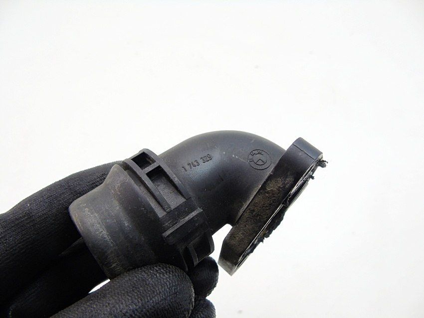 Króciec Wody 1.9 1.8 Bmw E36 E46 Z3 316 318 Ci I M43B19 1743329