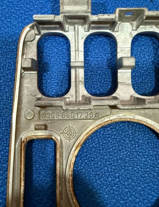 Moldura consola central Mercedes CLK W208