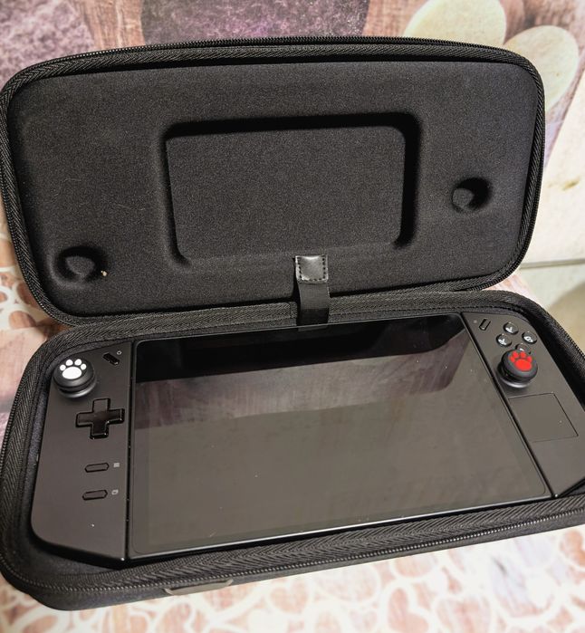 Lenovo Legion Go 1  Z1 Extreme