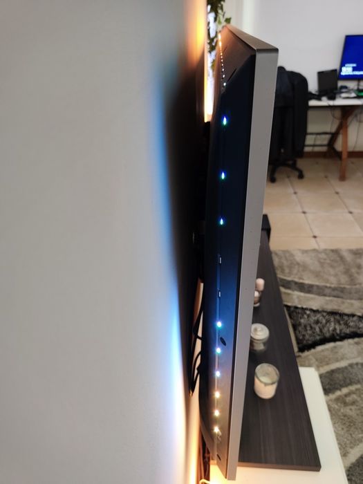 TV Philips 58” 4K UHD Ambilight