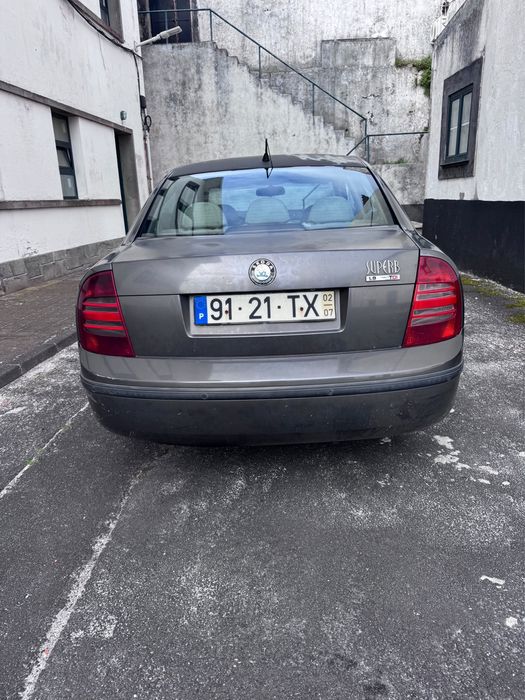 Skoda SuperB 1.9TDi PD130 — photo 5