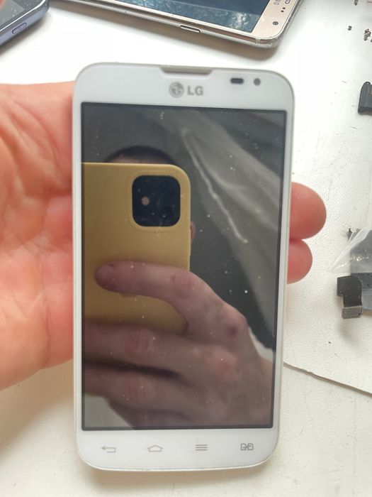 Samsung iPhone meanit
