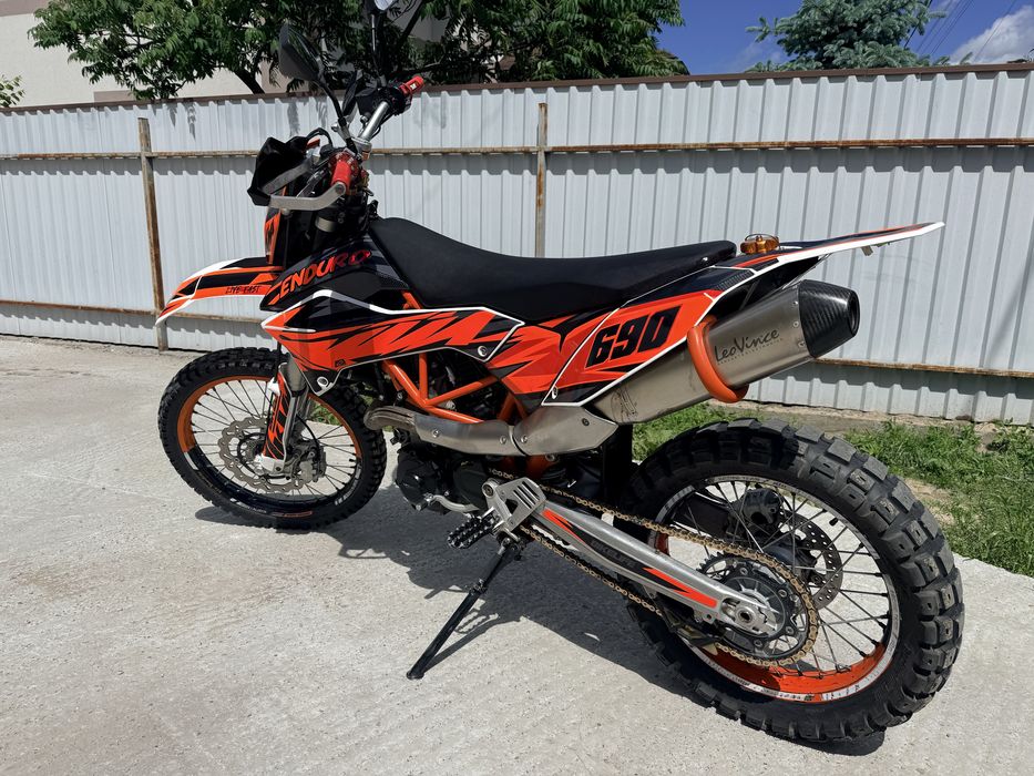 KTM 690 Enduro r мото ендуро кросс LC4 2016