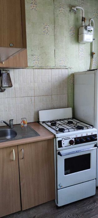 Продам 2к. квартиру + кладовка г.Терновка, Павлоградский район