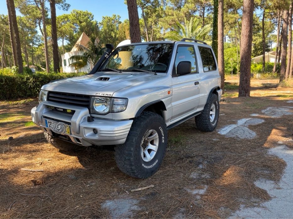 Mitsubishi Pajero 2.8TD Abas Largas 3 Portas