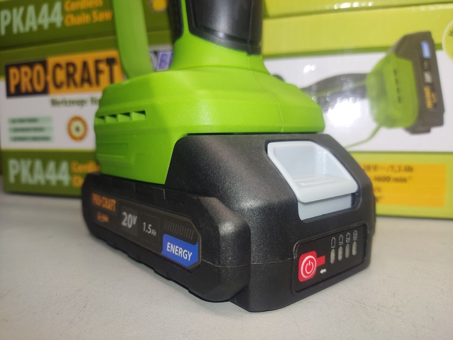 Акумуляторна міні пила Procraf PKA44