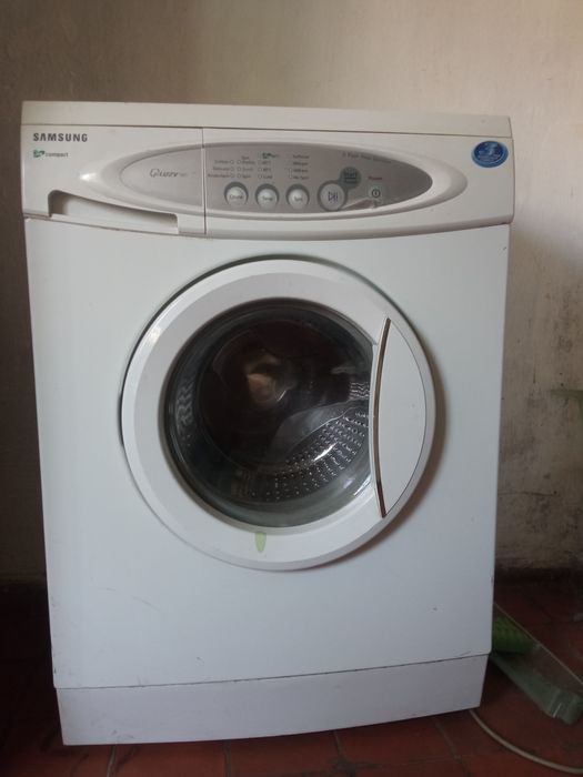 Пральна машина SAMSUN