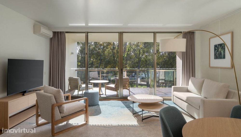 Apartamento T3 à venda em branded residence nos Salgados, Algarve