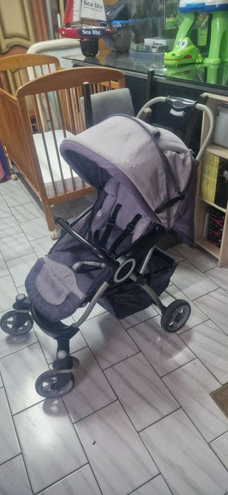 Carrinho de bébé...BabyCare