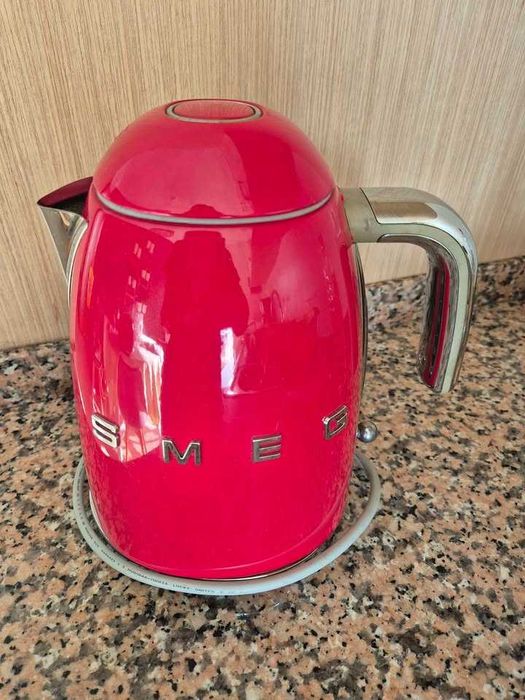 Conjunto SMEG Torradeira + Chaleira | Estilo Retro