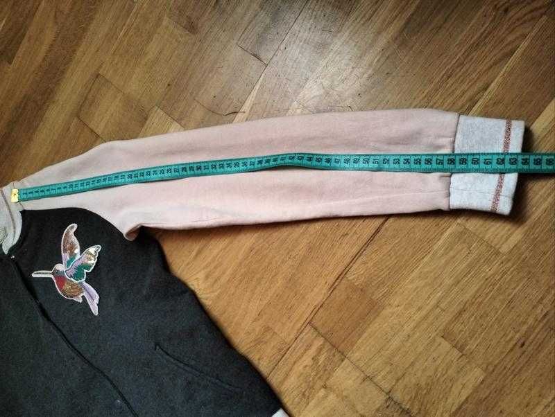 Шикарний бомбер фірми Zara