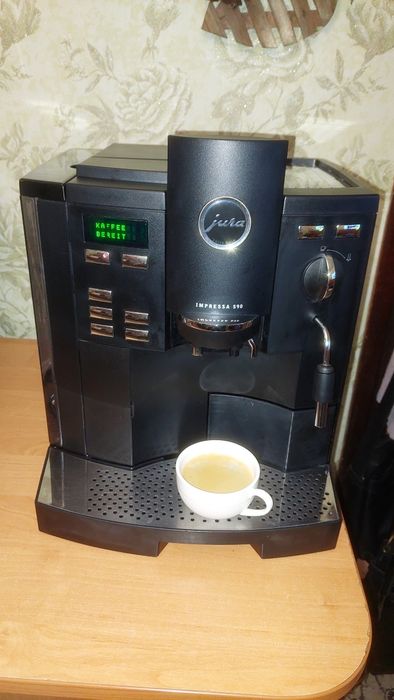 Кавомашина Jura Impressa s90 із Німеччини.