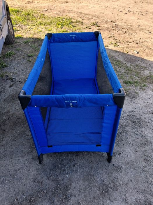 Łóżeczko turystyczne