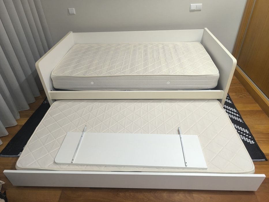 Cama de criança dupla