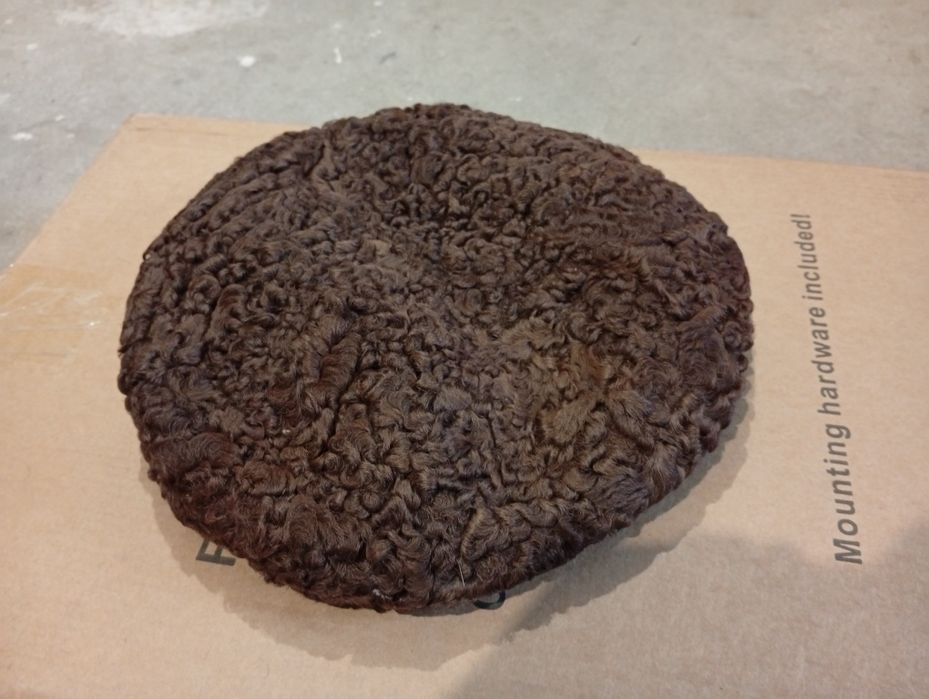 Futro naturalne z karakuł