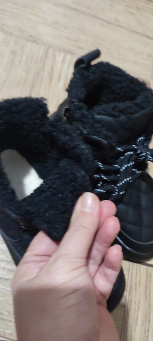 Ботинки , сапожки, черевички, чоботи