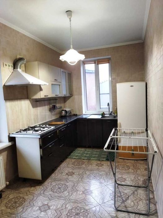 Оренда частини будинку 2кімнати ройон Автовокзалу.