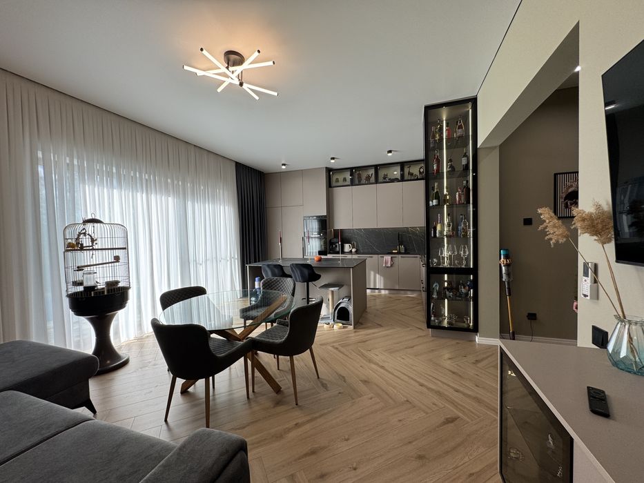 Срочно! Продам одноэтажный дом с бассейном, современный новый ремонт