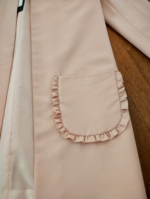 Nowy z metką, eleganki brzoskwiniowy żakiet Nife roz. 38
