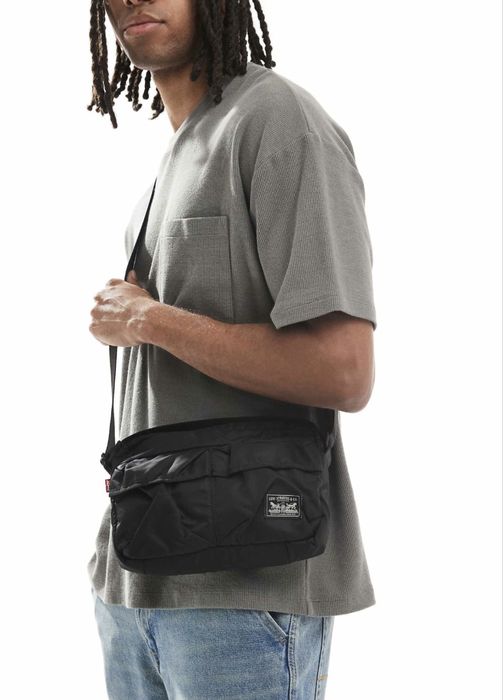 Новая сумка Levi’s ( Левис MISSION BAY CROSSBODY BAG) c америки