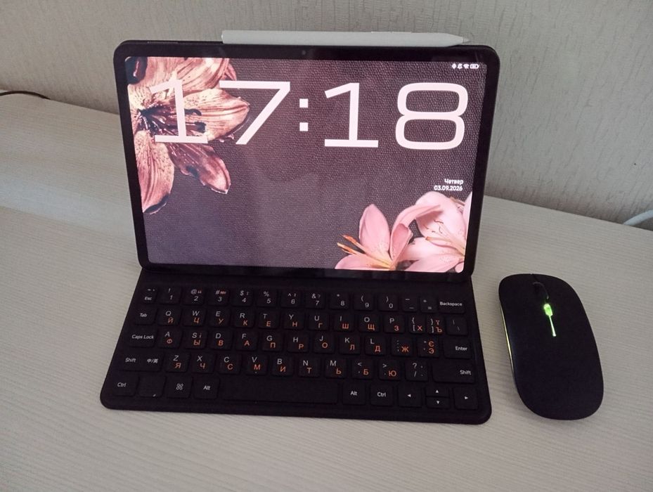 Планшет Xiaomi Pad 6 11" 6/128 з клавіатурою стілусом захисним чохлом