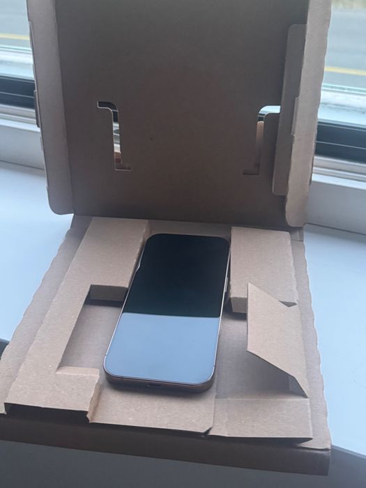 iPhone 16 pro 512gb