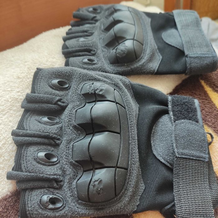 Тактичні печатки без пальців