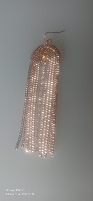 Nowe kolczyki wiszące złote