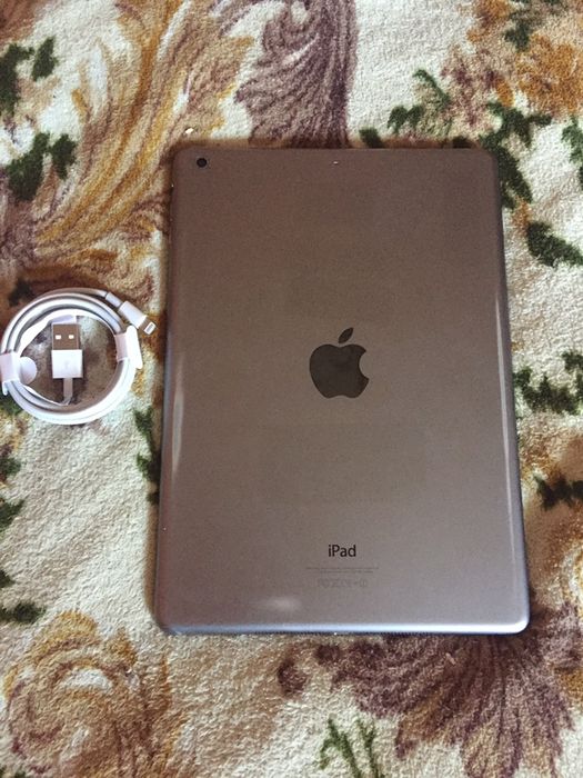 Айпад 9.7 дюйми аір