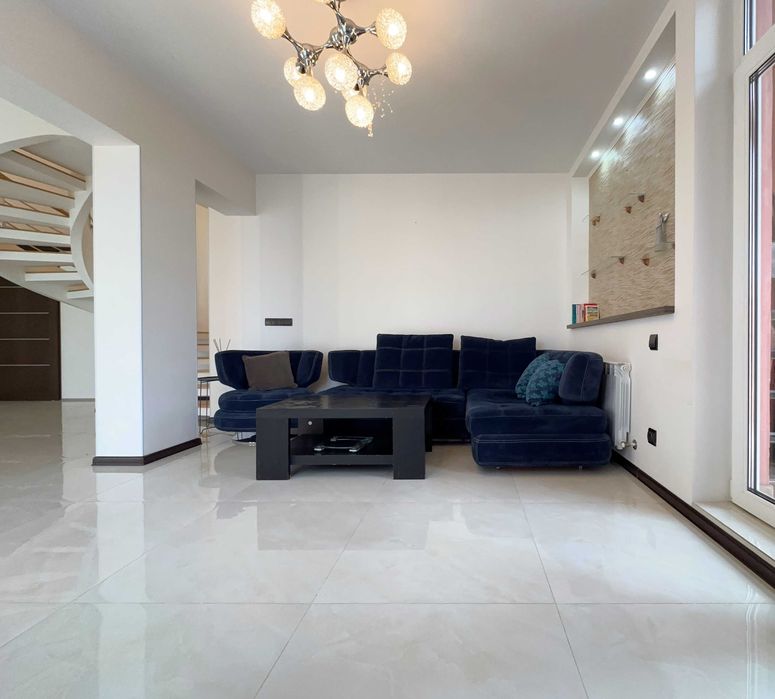 Трьохкімнатний Penthouse 110m2 в ЖК Комфорт Таун |м|Лівобережна