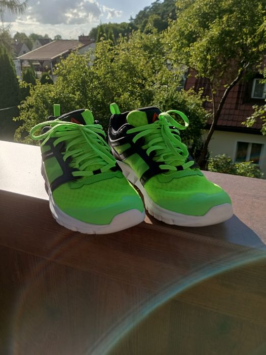 Buty sportowe Reebok,rozmiar 40.5,  założone 1–2 razy.
