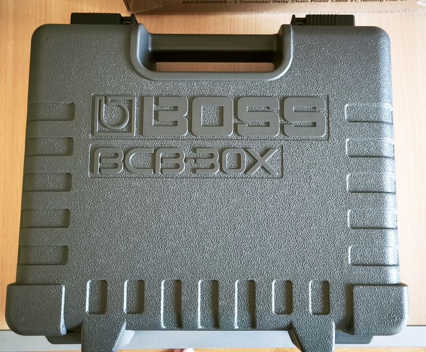 Pedalboard Boss Alimentador e Cabos