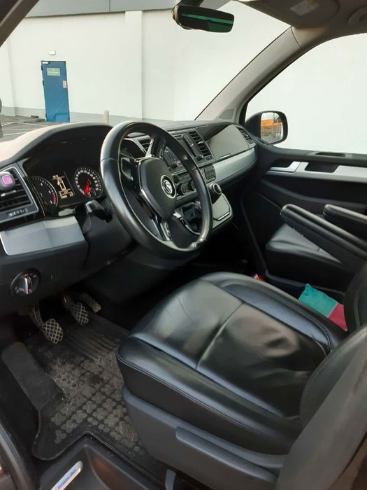 VW Caravelle Highline 2016 rok