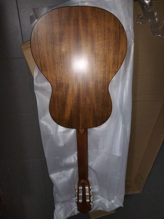 Concert classical guitar64584769776003121