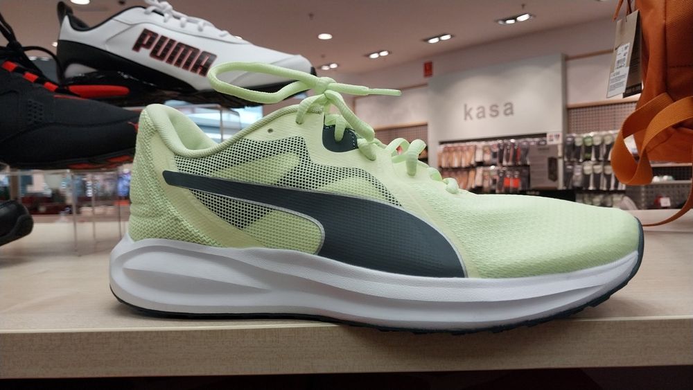 Кросівки нові "Puma"
