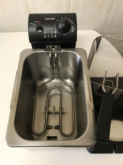 Fritadeira Eléctrica Bifinett 3 Lit  2100 W