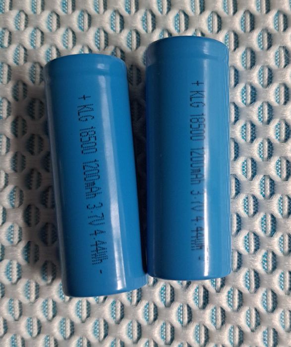Pack 2x Pilhas Bateria Recarregável - KLG - 18500 - 3,7v - 1200mAh