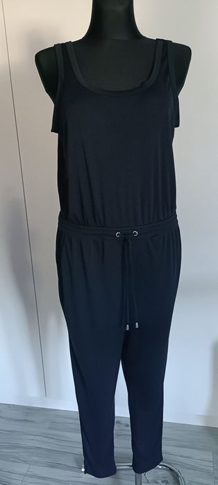 Elegancki granatowy kombinezon