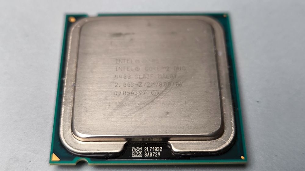 Intel Core Duo 4400 Processor SLA 3F 2.0 GHz425178970288957441