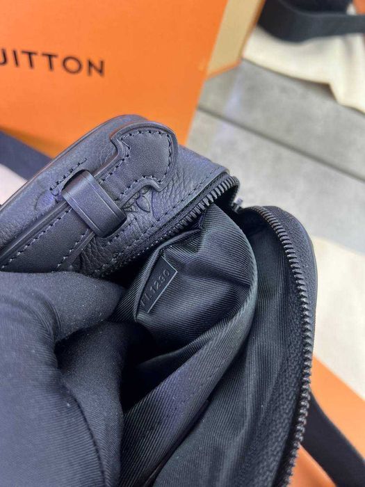 Кросс-боди Louis Vuitton плечевая сумка LV мессенджер Луи Виттон c808