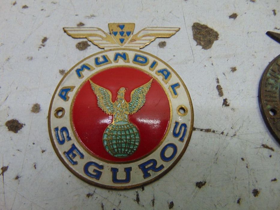 Emblemas companhias seguro