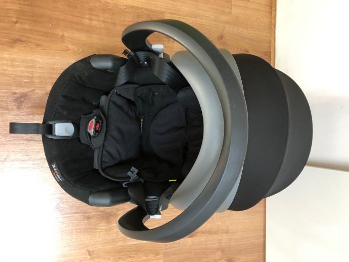 Fotelik dla niemowlaka izi go besafe