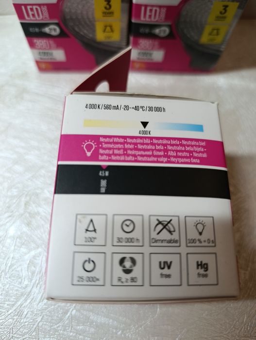 Żarówki LED GU 5.3 4.5W 380Lm